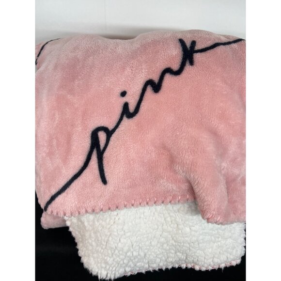 Victorias Secret Pink Throw Blanket 50" x 60" Soft Plush Sherpa Fleece - Picture 4 of 5